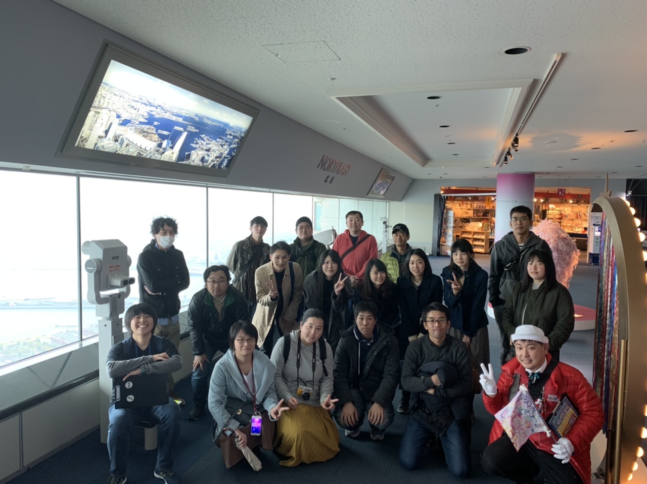 横浜ランドマークタワー 集合写真