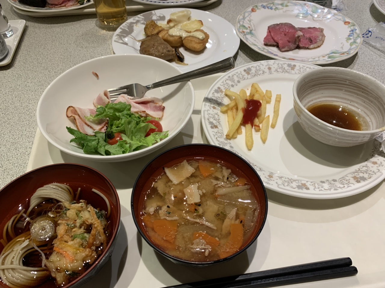 夕食