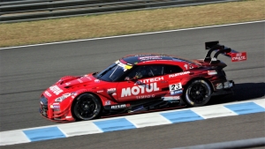 優勝 MOTUL GTR